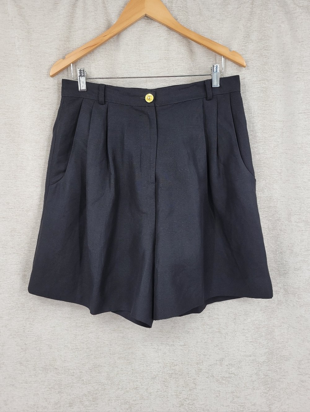 Vintage Linen Blend Black High Waist Pleated Women’s Wide Leg Shorts
